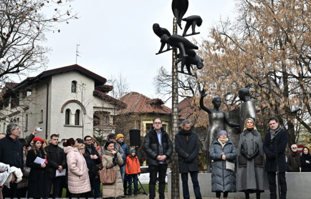 Grupul statuar Lovinescu-Ierunca