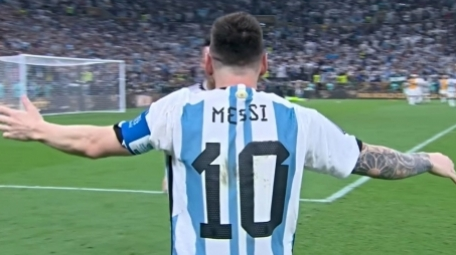 Lionel Messi, desemnat cel mai bun jucător din toate timpurile de IFFHS