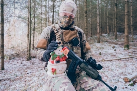 Razboi. Soldat. Craciun