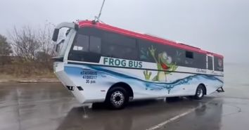 Autobuz amfibie