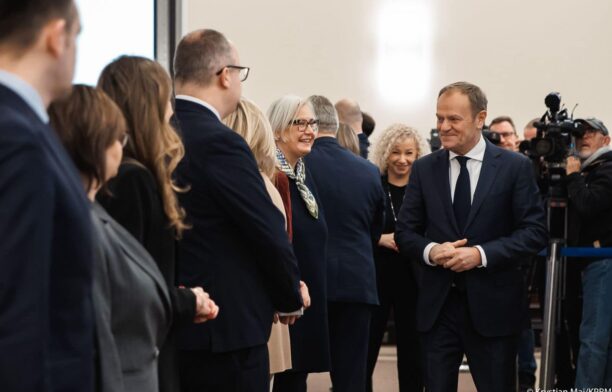Polonia intră în criză instituţională. Facebook/ Donald Tusk