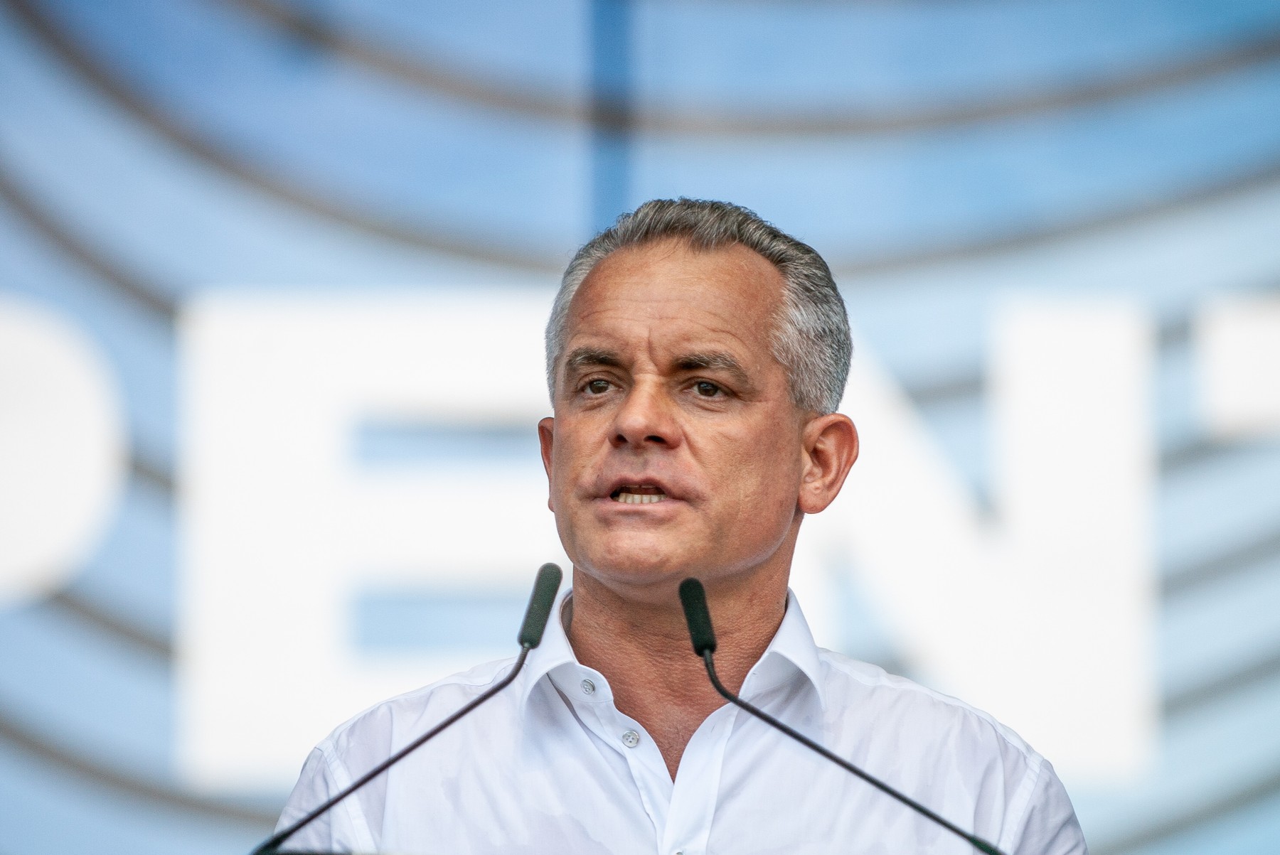 Vladimir Plahotniuc a depus oficial o cerere prin care acceptă necondiționat să fie extrădat în Republica Moldova, anunță avocatul său