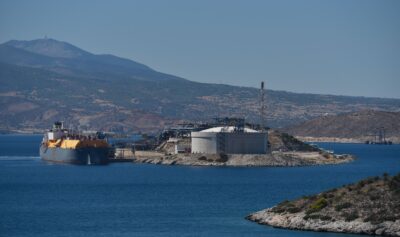 Terminal de gaz lichefiaf din Grecia
