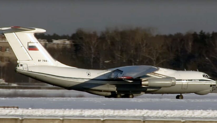 Avion militar rusesc de transport de tip Il-76. Sursa foto: Profimedia