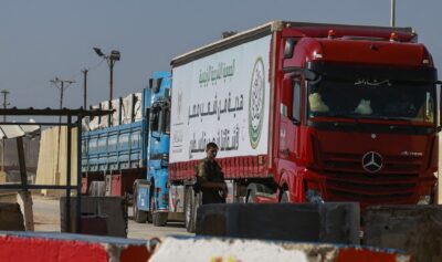 Camioane cu ajutor umanitar pentru Fâșia Gaza. Sursa foto: Profimedia