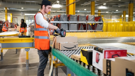 Angajat Amazon