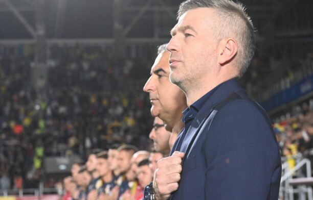 Naționala României cu antrenor Edward Iordănescu. Sursa foto: frf.ro