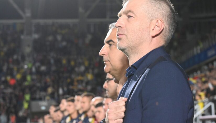 Naționala României cu antrenor Edward Iordănescu. Sursa foto: frf.ro