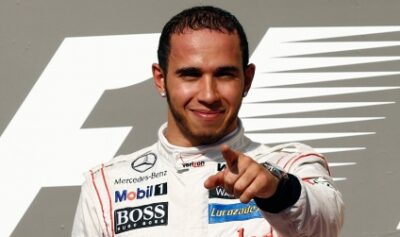 Pilotul de Formula 1 Lewis Hamilton