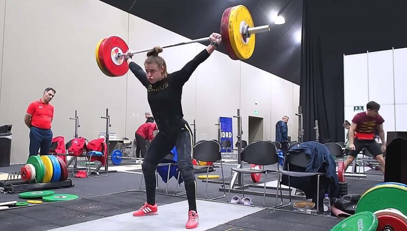 Loredana Toma, haltere / captura video