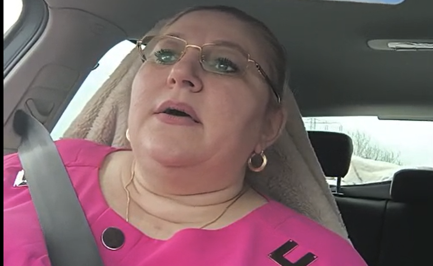 Votul PE pentru ridicarea imunităţii Dianei Şoşoacă are loc marţi, a anunţat preşedinta Roberta Metsola