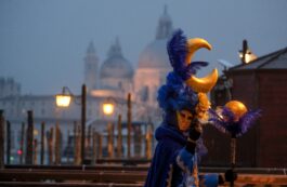 Noile tarife de călătorie pe care turiștii ar trebui să le cunoască