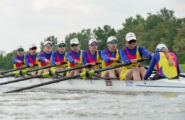 Medalia de aur pentru România în ultima finală din cadrul Campionatelor Europene de la Szeged: "proba regină" a canotajului, cea de 8+1 feminin (W8+). Echipajul este compus din Magdalena Rusu, Roxana Anghel, Adriana Adam, Maria Lehaci, Mădălina Bereș, Amalia Bereș, Ioana Vrînceanu, Simona Radiș și Victoria Petreanu. Sursa foto: Federația Română de Canotaj