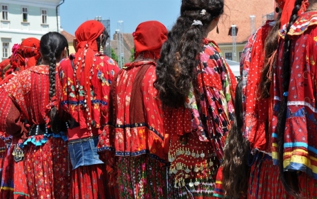 Romii, cultura supravieţuirii. În 8 aprilie, de Ziua Mondială a Romilor, câteva pagini de istorie
