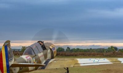Antrenament aviatic al Iacărilor Acrobați. Sursa foto: Iacarii Acrobati Aerobatic Yakers