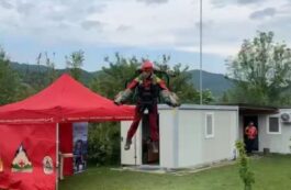 Departamentul pentru Situaţii de Urgență testează un echipament de zbor pentru salvamontiști