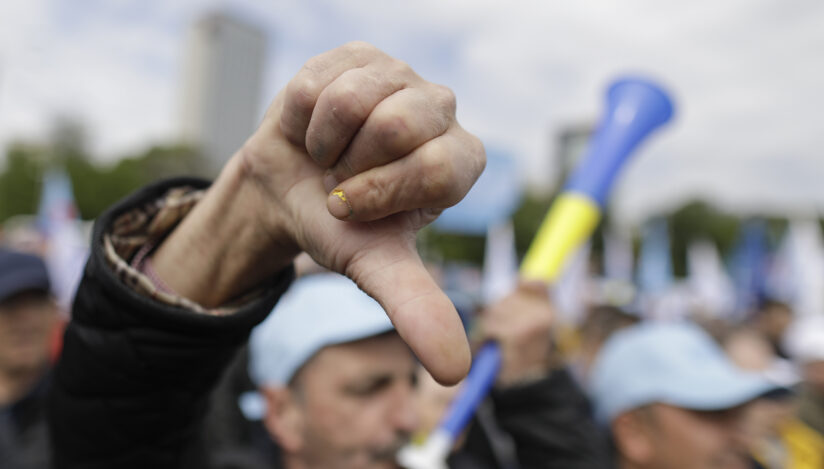 Sindicatele salariaţilor din APIA, AFIR şi MIPE protestează, marţi, în Piaţa Victoriei