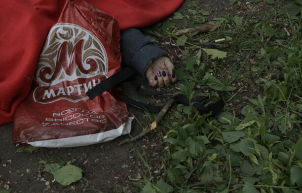 Femeie ucisă în urma unor atacuri ucrainene asupra Doneţk, un oraş ocupat de forţele ruse. Sursa foto: Profimedia Images