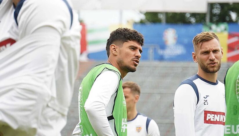 Florinel Coman la antrenament / Sursa foto: Facebook, Echipa Națională de Fotbal a României