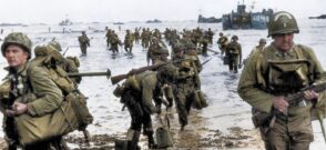 Ziua Z. Trupe americane debarcă în Normandia. Sursa foto: Profimedia Images