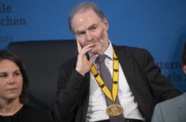Timothy Garton Ash