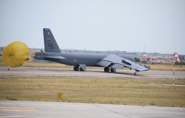 Avion B-52H Stratofortress ale Forţelor Aeriene SUA. Sursa foto: Ministerul Apărării Naţionale