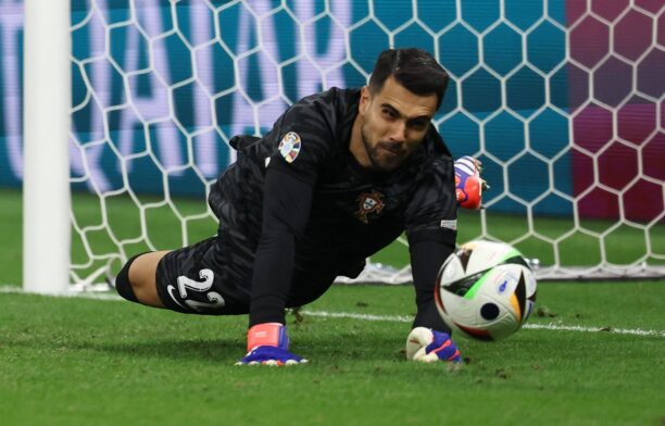 Portarul echipei de fotbal a Portugaliei Diogo Costa. Sursa foto: Profimedia Images