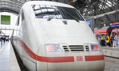 Cale ferată la Frankfurt. Tren în Frankfurt, Germania. Deutsche Bahn. Sursa foto: Profimedia Images