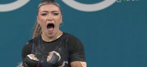 Mihaela Cambei, portdrapel România la ceremonia de închidere