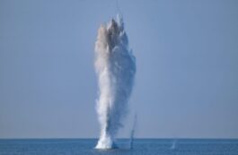 Distrugere mină marină. foto: Facebook, Forțele Navale Române