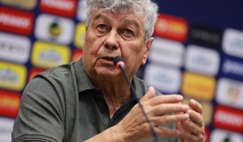 Mircea Lucescu: Ne propunem să riscăm cu Austria atât cât e nevoie