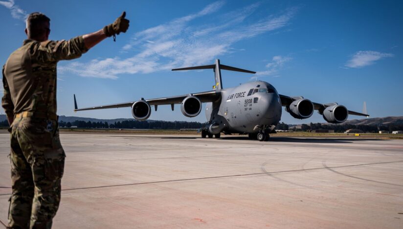 Avion C-17 Globemaster al forțelor aeriene americane. Sursa foto: Profimedia Images