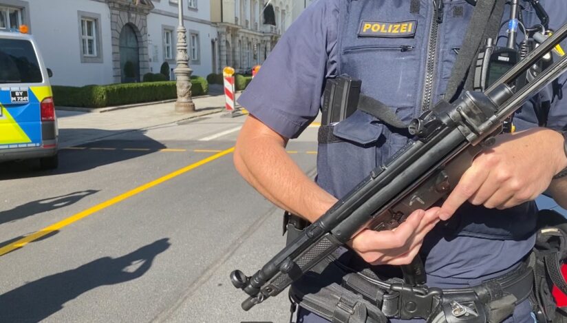 Poliția germană. Polițist german. Sursa foto: Profimedia Images
