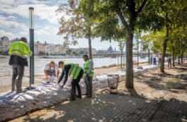 Pregătiri pentru inundații în Budapesta. Sursa foto: Profimedia Images