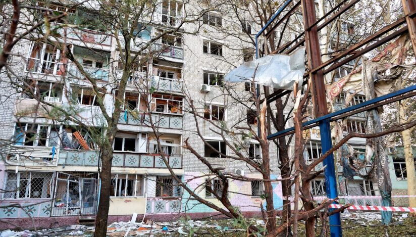 Bloc de locuințe din regiunea Odesa atacat de ruși. Sursa foto: Profimedia Images