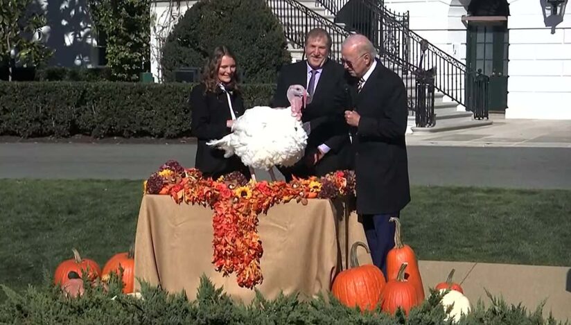 Joe Biden a graţiat curcanii Peach şi Blossom / captura video