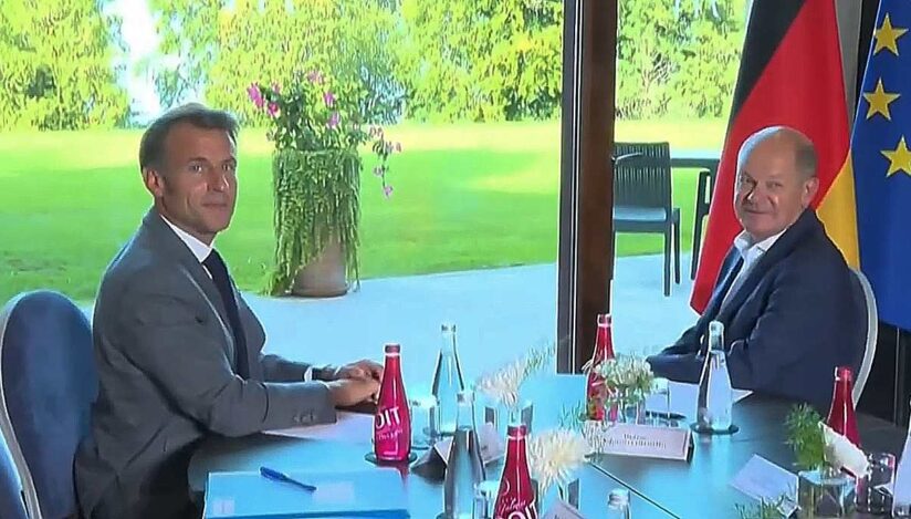Emmanuel Macron și Olaf Scholz / captura video