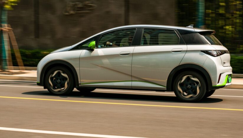 Impozit fix de 40 de lei pentru mașini electrice, din 2026