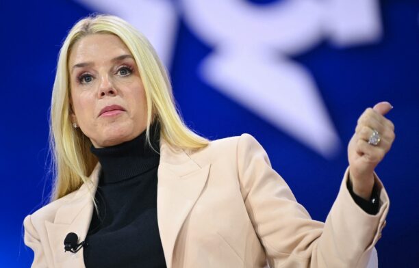 Pam Bondi, numită ministru al Justiţiei în SUA. Sursa foto: Profimedia Images