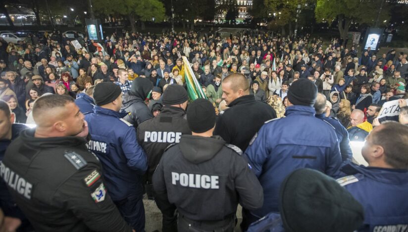 Protest la Teatrul Național din Sofia, Bulgaria. Sursa foto: Profimedia Images