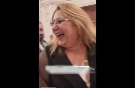 Diana Şoşoacă a agresat verbal o jurnalistă de la Antena 3 / captura video