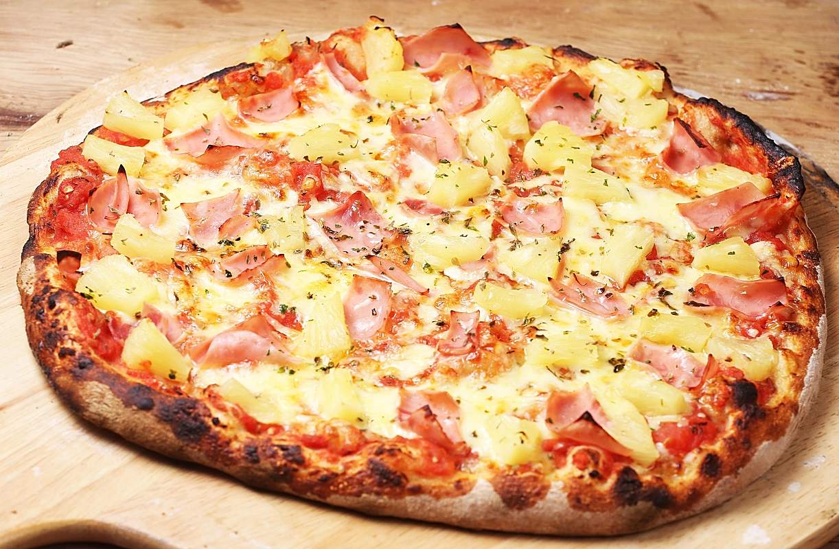 Românii, pe primul loc în Europa de Sud-Est cu cele mai multe comenzi de pizza în 2025. 18.000 de porții comandate într-o singură zi