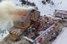 Familii întregi și personalități cunoscute, printre victimele incendiului produs la un hotel de lux dintr-o stațiune de schi din Turcia