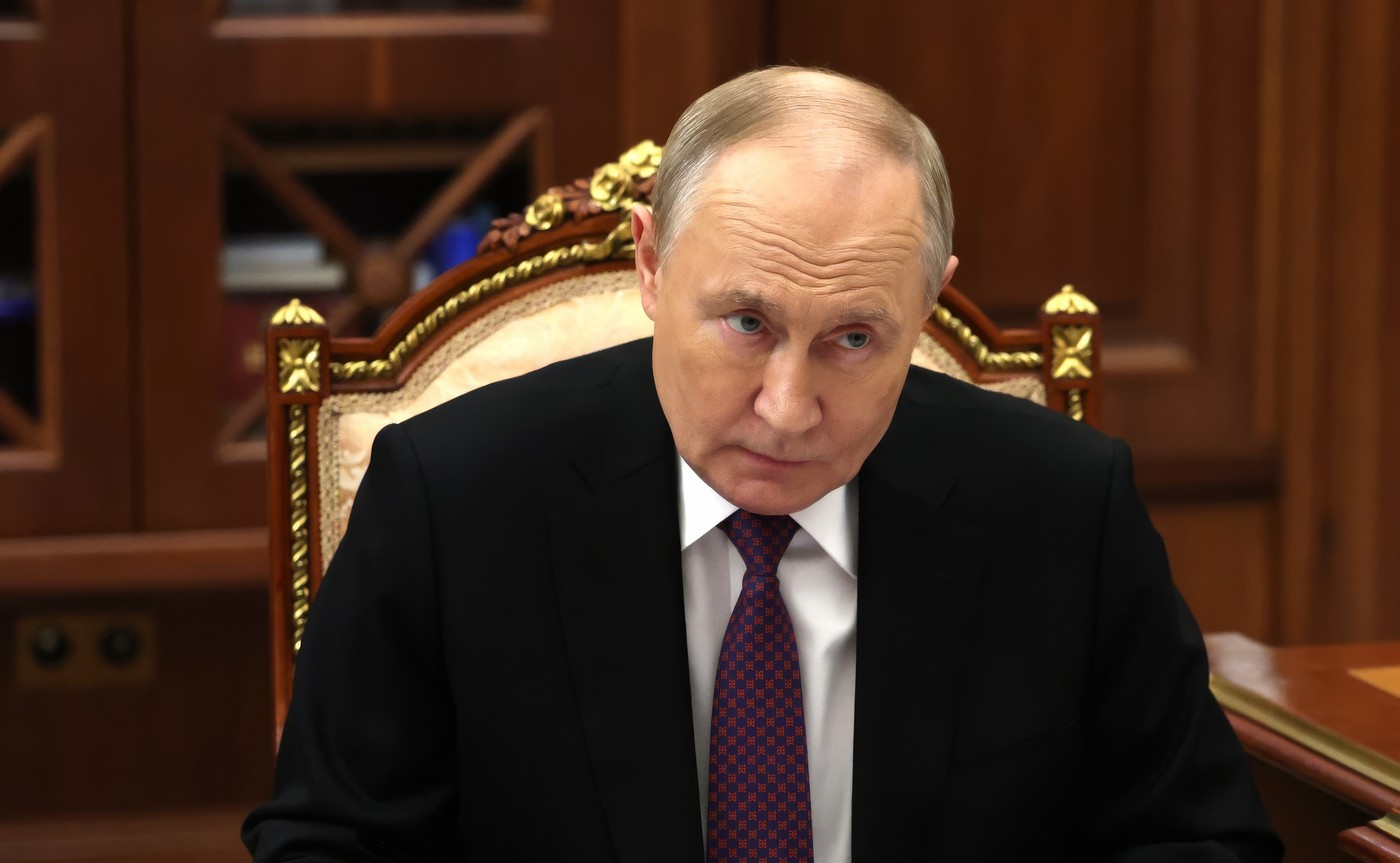 Putin a promulgat legea care înăspreşte cenzura şi supravegherea pe internet