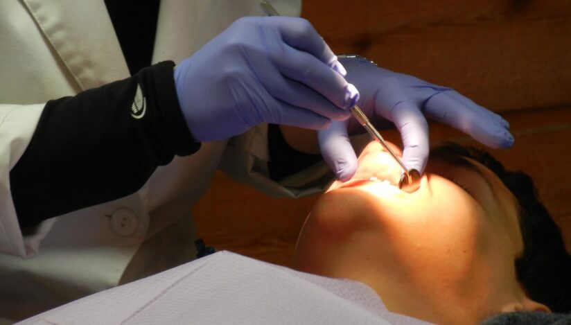 Colegiul Medicilor Stomatologi din România solicită amânarea intrării în vigoare a Ordinului AP-STOMA