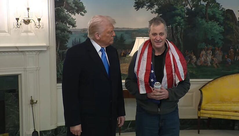 Fostul deținut Marc Fogel și Donald Trump / captura video