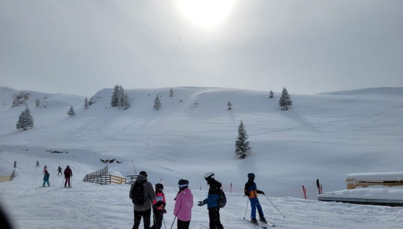 Sezonul de schi în stațiunea Straja se deschide pe 20 decembrie