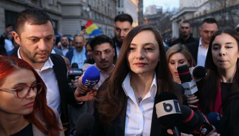 Şase deputaţi POT şi-au dat demisia din partid şi din grupul parlamentar. Anamaria Gavrilă: Au trădat românii care au avut încredere în ei