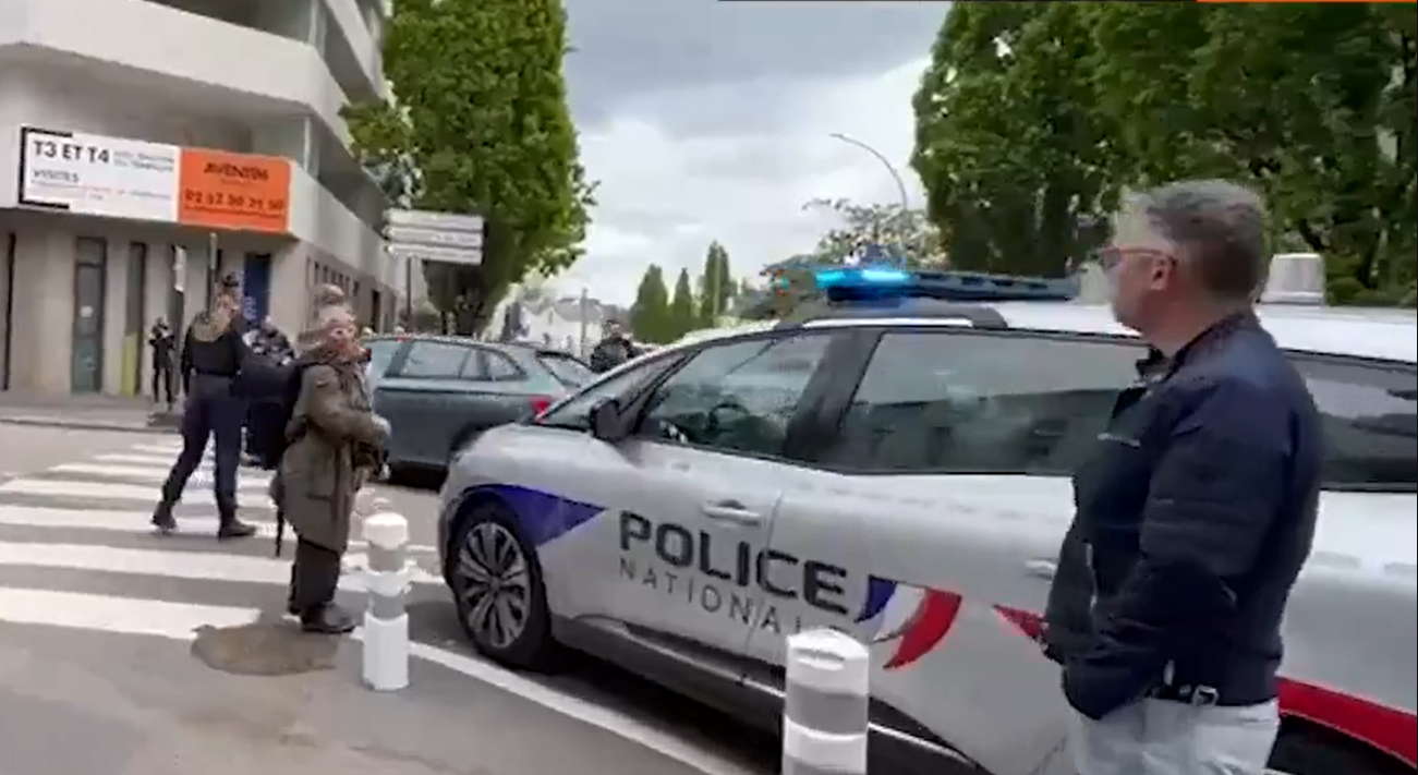 Descoperire șocantă în Franța: băiat de 9 ani ținut doi ani într-o dubă de propriul tată