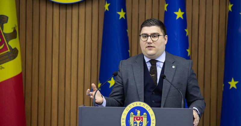 Purtătorul de cuvânt a Guvernului de la Chișinău: Moldovenii cu cetățenia română sunt oameni liberi. Să iasă la vot și să-și facă vocea auzită. Fără frică
